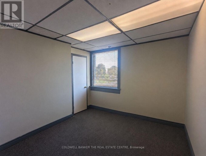 UPPER - D - 284 DUNLOP STREET W, Barrie (400 North), Ontario, L4N1B9