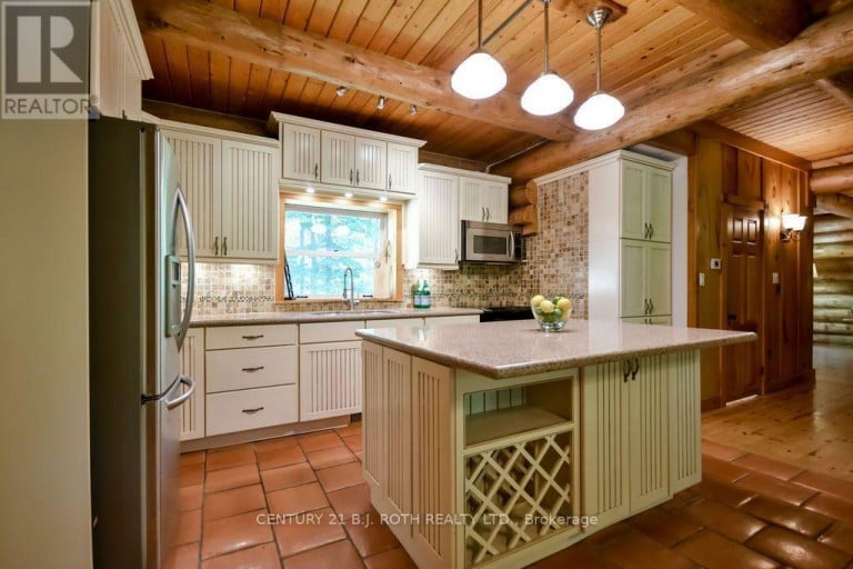 5222 6TH LINE N, Oro-Medonte, Ontario, L0K1E0