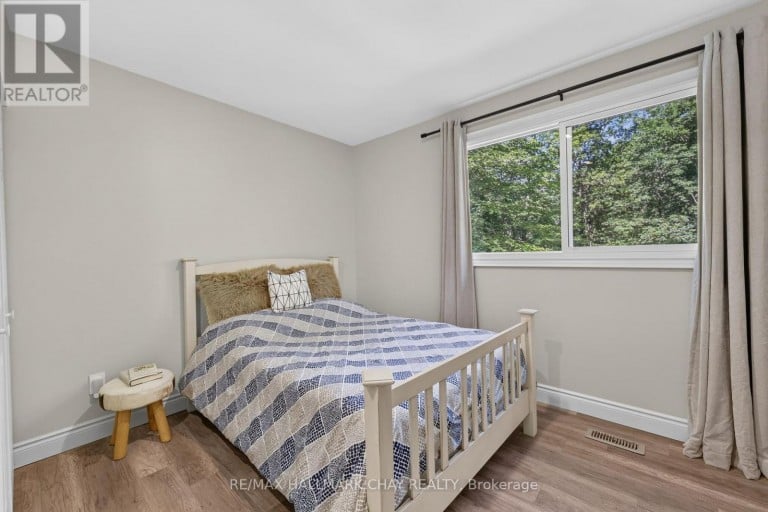 23 ALGONQUIN TRAIL, Oro-Medonte (Sugarbush), Ontario, L0K1E0