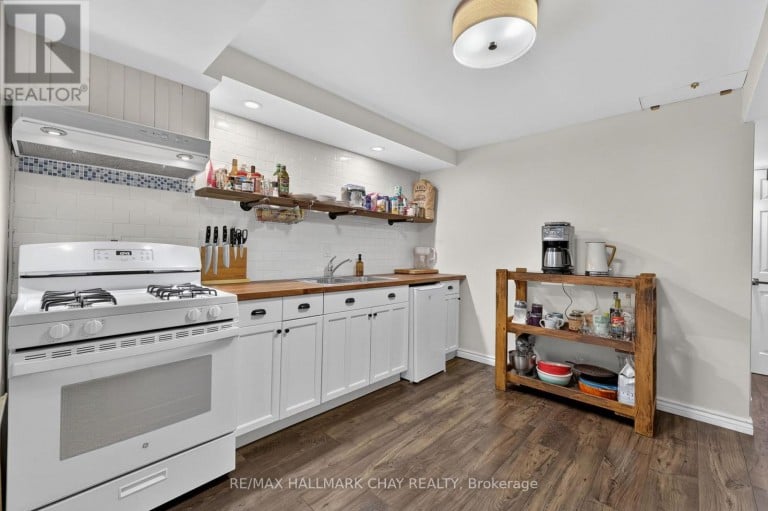 23 ALGONQUIN TRAIL, Oro-Medonte (Sugarbush), Ontario, L0K1E0