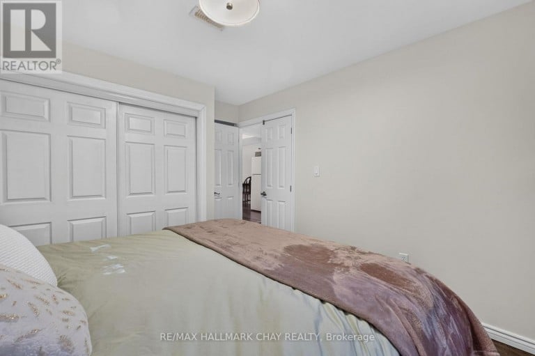 23 ALGONQUIN TRAIL, Oro-Medonte (Sugarbush), Ontario, L0K1E0