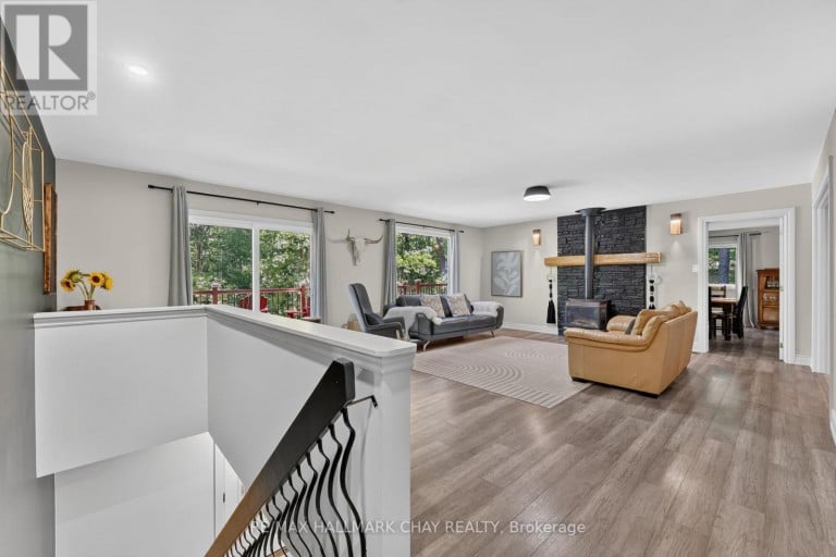 23 ALGONQUIN TRAIL, Oro-Medonte (Sugarbush), Ontario, L0K1E0