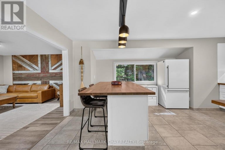 23 ALGONQUIN TRAIL, Oro-Medonte (Sugarbush), Ontario, L0K1E0