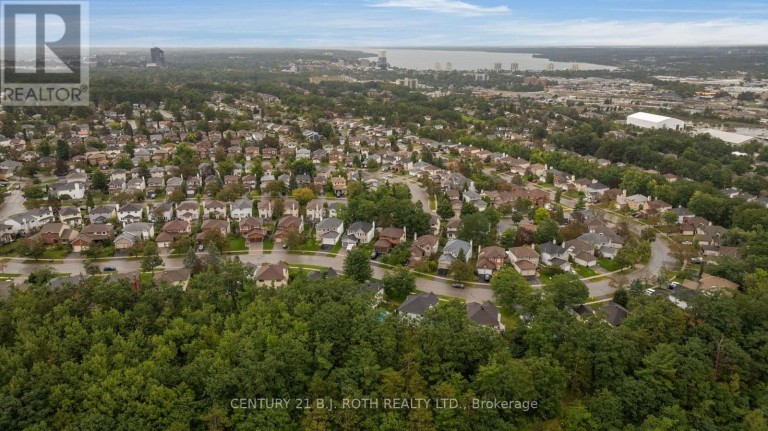 131 BROWNING TRAIL, Barrie (Letitia Heights), Ontario, L4N6R2