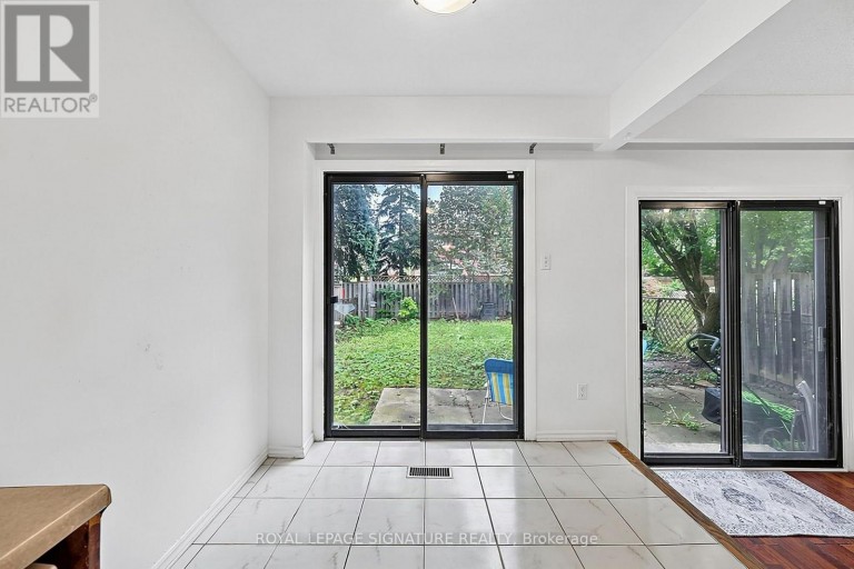 5950 CHIDHAM CRESCENT, Mississauga (Meadowvale), Ontario, L5N2R9