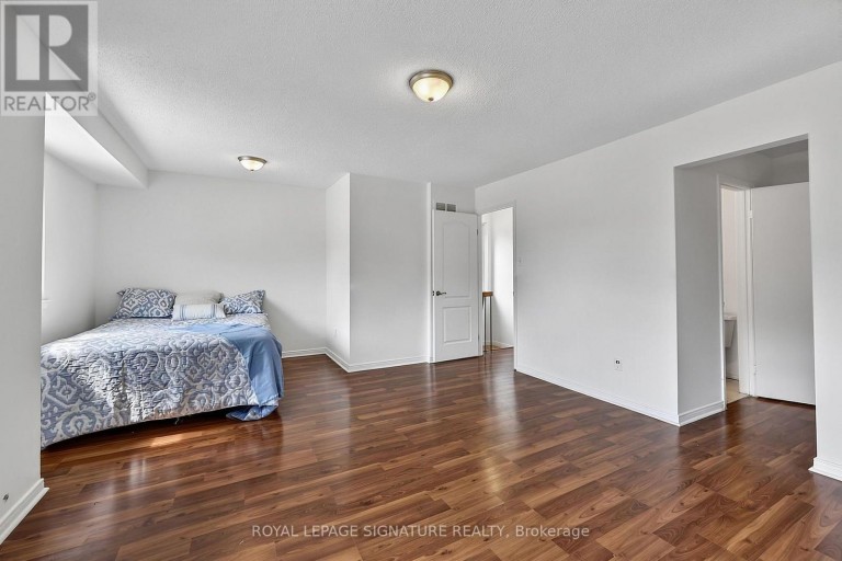 5950 CHIDHAM CRESCENT, Mississauga (Meadowvale), Ontario, L5N2R9