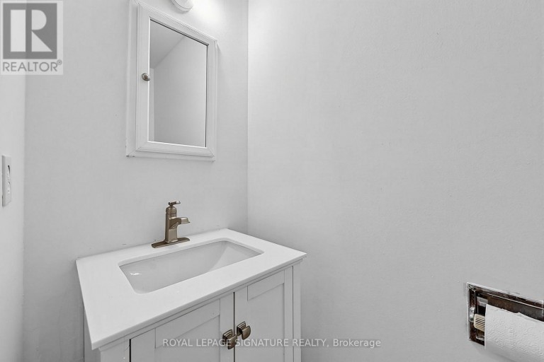 5950 CHIDHAM CRESCENT, Mississauga (Meadowvale), Ontario, L5N2R9