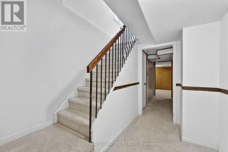5950 CHIDHAM CRESCENT, Mississauga (Meadowvale), Ontario, L5N2R9