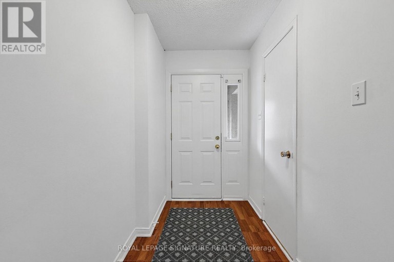 5950 CHIDHAM CRESCENT, Mississauga (Meadowvale), Ontario, L5N2R9
