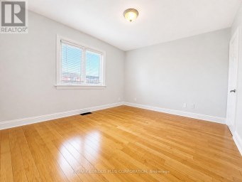 UPPER FLOOR - 60 KANE AVENUE Toronto (Keelesdale-Eglinton West) Ontario photo 4
