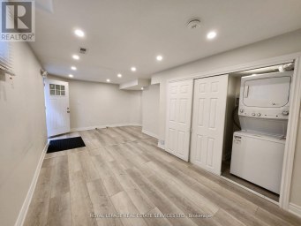 1447 SANTA ROSA COURT Mississauga (East Credit) Ontario photo 3