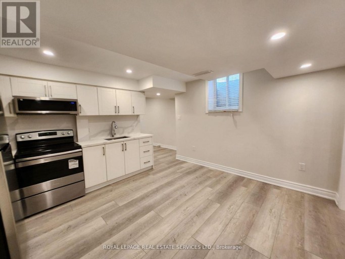 1447 SANTA ROSA COURT, Mississauga (East Credit), Ontario, L5V1H7