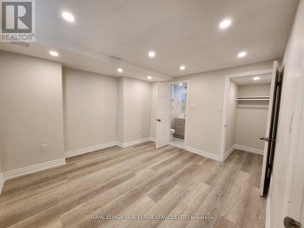 1447 SANTA ROSA COURT Mississauga (East Credit) Ontario photo 8
