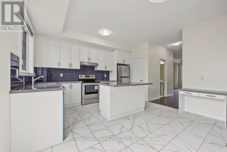 4 ARCOLA STREET, Brampton (Goreway Drive Corridor), Ontario, L6P4N6