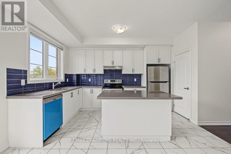 4 ARCOLA STREET, Brampton (Goreway Drive Corridor), Ontario, L6P4N6