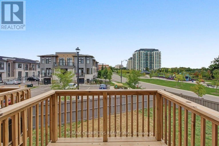 4 ARCOLA STREET, Brampton (Goreway Drive Corridor), Ontario, L6P4N6