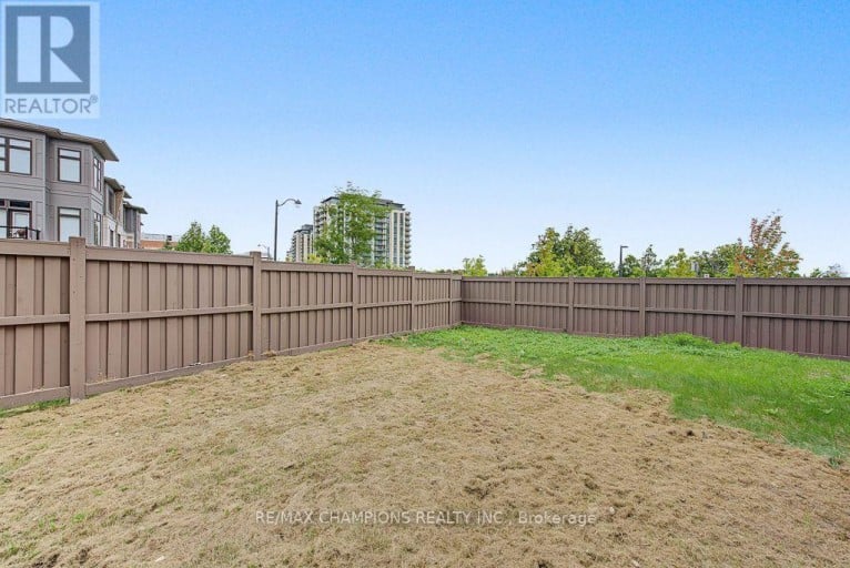 4 ARCOLA STREET, Brampton (Goreway Drive Corridor), Ontario, L6P4N6