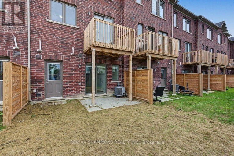 4 ARCOLA STREET, Brampton (Goreway Drive Corridor), Ontario, L6P4N6