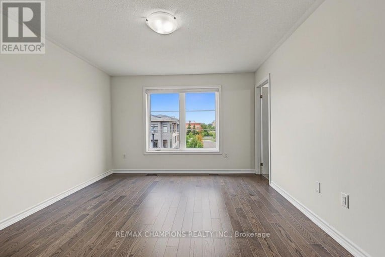 4 ARCOLA STREET, Brampton (Goreway Drive Corridor), Ontario, L6P4N6