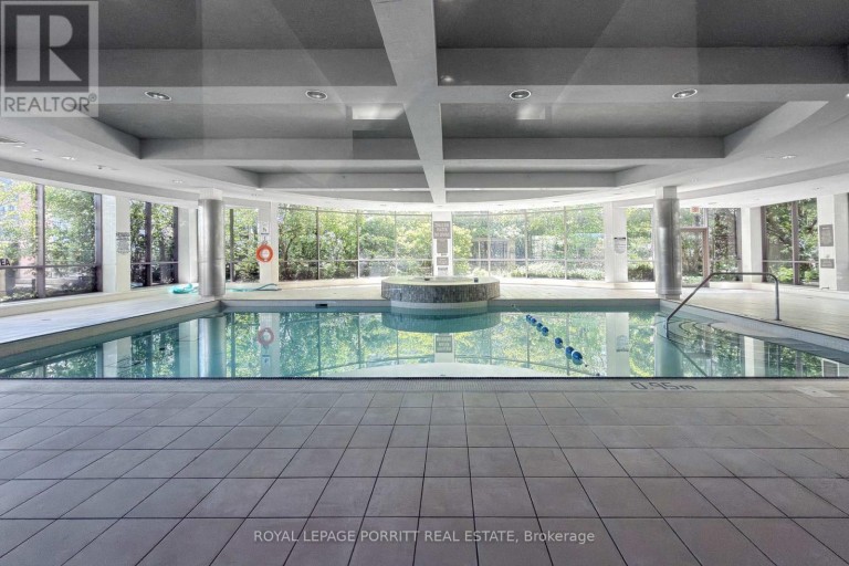 927 - 3888 DUKE OF YORK BOULEVARD, Mississauga (City Centre), Ontario, L5A4P5