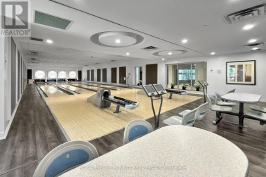 927 - 3888 DUKE OF YORK BOULEVARD Mississauga (City Centre) Ontario photo 34