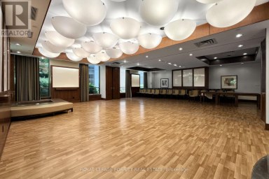 927 - 3888 DUKE OF YORK BOULEVARD Mississauga (City Centre) Ontario photo 39