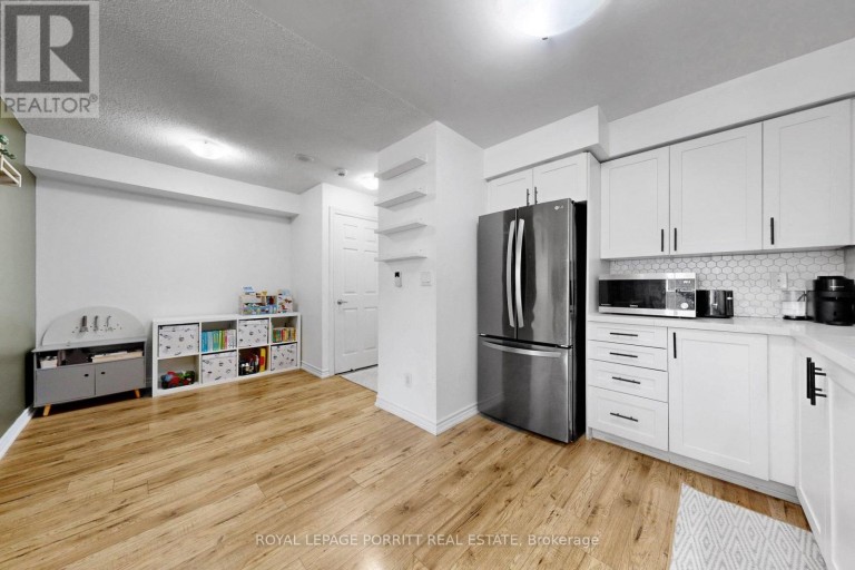 927 - 3888 DUKE OF YORK BOULEVARD, Mississauga (City Centre), Ontario, L5A4P5