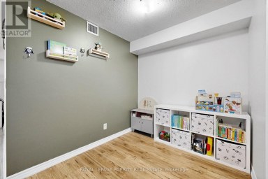 927 - 3888 DUKE OF YORK BOULEVARD Mississauga (City Centre) Ontario photo 9