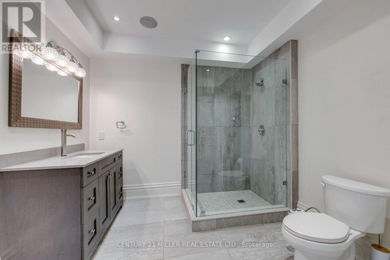 1399 WILLOWDOWN ROAD, Oakville (SW Southwest), Ontario, L6L1X2