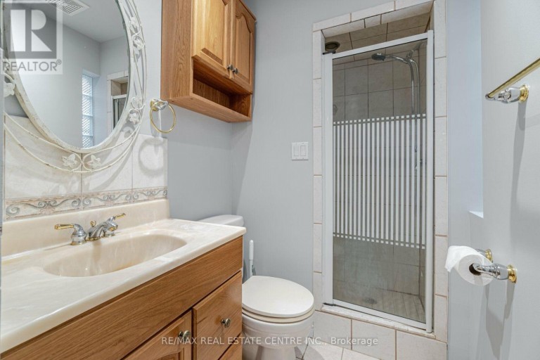 LOWER - 267 ABERDEEN AVENUE, Hamilton (Kirkendall), Ontario, L8P2R2