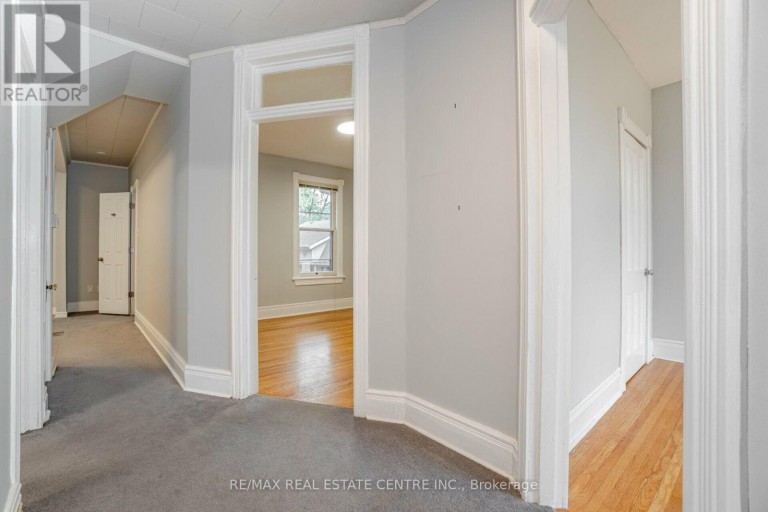 LOWER - 267 ABERDEEN AVENUE, Hamilton (Kirkendall), Ontario, L8P2R2