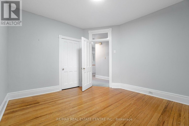 LOWER - 267 ABERDEEN AVENUE, Hamilton (Kirkendall), Ontario, L8P2R2