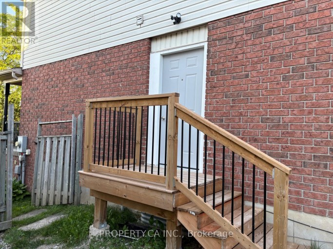 LOWER - 100 MASTERSON CRESCENT, Cambridge, Ontario, N3H5R6
