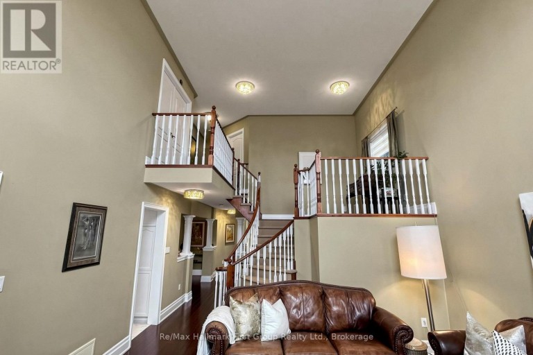 3271 COUNTRY LANE, Whitby (Williamsburg), Ontario, L1P1T7