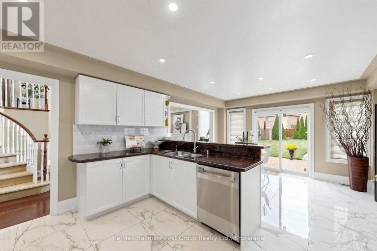 3271 COUNTRY LANE, Whitby (Williamsburg), Ontario, L1P1T7
