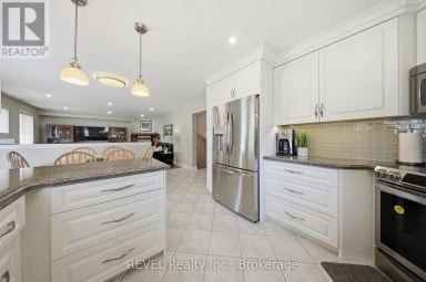 29 STRATTON CRESCENT Whitby (Rolling Acres) Ontario photo 17