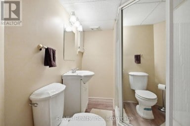 29 STRATTON CRESCENT Whitby (Rolling Acres) Ontario photo 32