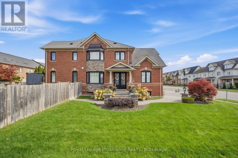 110 KENNETH HOBBS AVENUE, Whitby (Pringle Creek), Ontario, L1R0J3