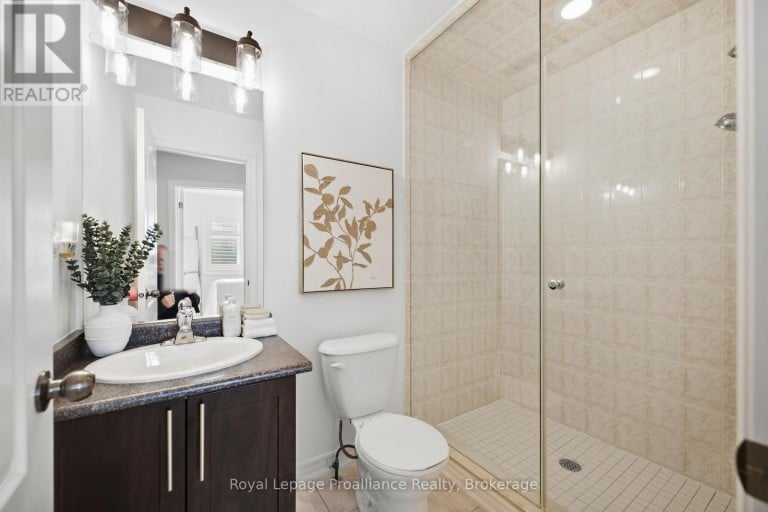 110 KENNETH HOBBS AVENUE, Whitby (Pringle Creek), Ontario, L1R0J3