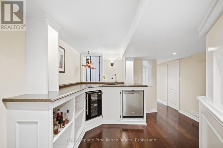 110 KENNETH HOBBS AVENUE, Whitby (Pringle Creek), Ontario, L1R0J3