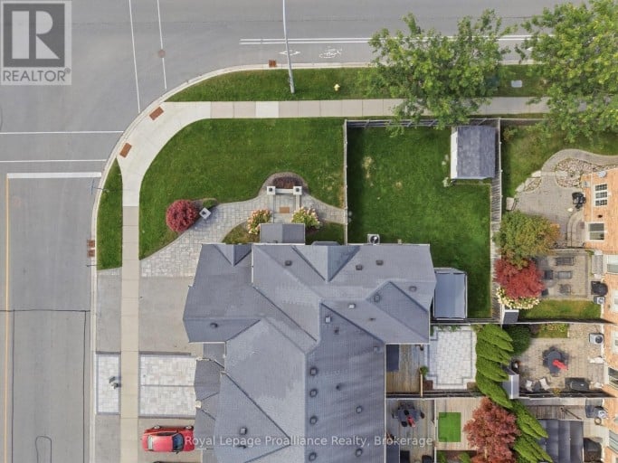 110 KENNETH HOBBS AVENUE, Whitby (Pringle Creek), Ontario, L1R0J3