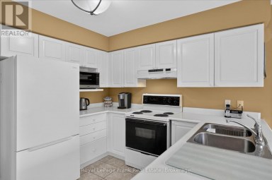 1544 GLENFOREST CRESCENT Peterborough (Monaghan Ward 2) Ontario photo 10