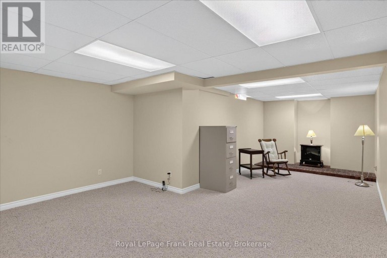 1544 GLENFOREST CRESCENT, Peterborough (Monaghan Ward 2), Ontario, K9K2J1
