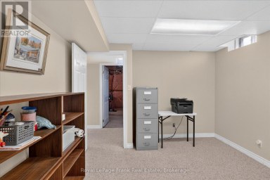 1544 GLENFOREST CRESCENT Peterborough (Monaghan Ward 2) Ontario photo 34