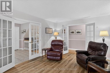 1544 GLENFOREST CRESCENT Peterborough (Monaghan Ward 2) Ontario photo 5