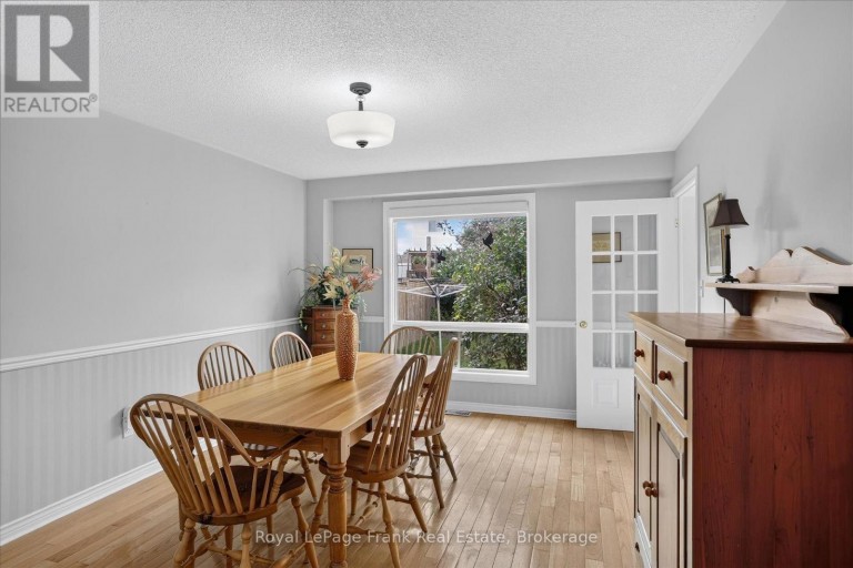 1544 GLENFOREST CRESCENT, Peterborough (Monaghan Ward 2), Ontario, K9K2J1
