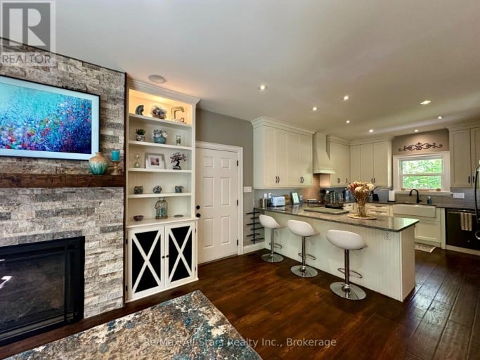 316 1/2 RIVERSIDE DRIVE, Kawartha Lakes (Bobcaygeon), Ontario, K0M1A0