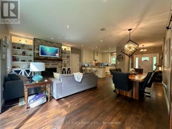 316 1/2 RIVERSIDE DRIVE Kawartha Lakes (Bobcaygeon) Ontario photo 5