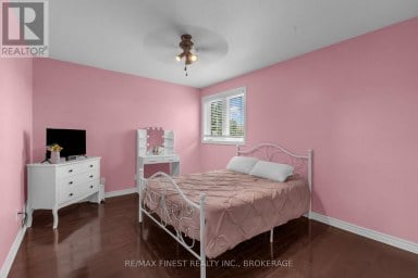 1208 GREENWOOD PARK DRIVE, Kingston (Kingston East (Incl Barret Crt)) Ontario