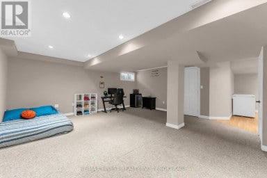 1208 GREENWOOD PARK DRIVE, Kingston (Kingston East (Incl Barret Crt)) Ontario